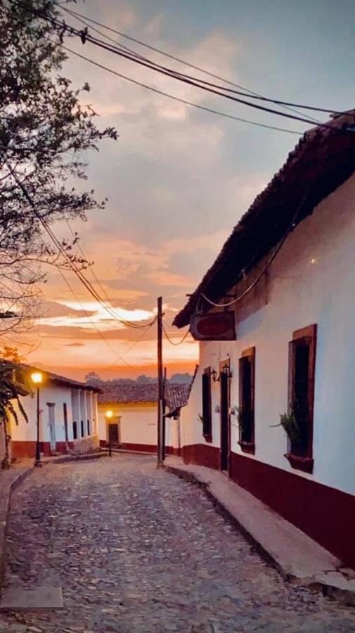 Hotel De Cervantes San Sebastián del Oeste Zewnętrze zdjęcie